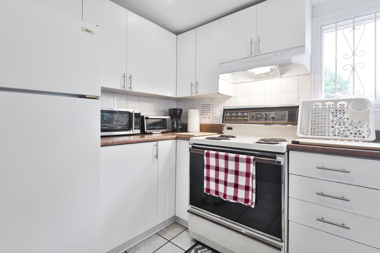 Free Parking And Central Location Montreal Exterior foto