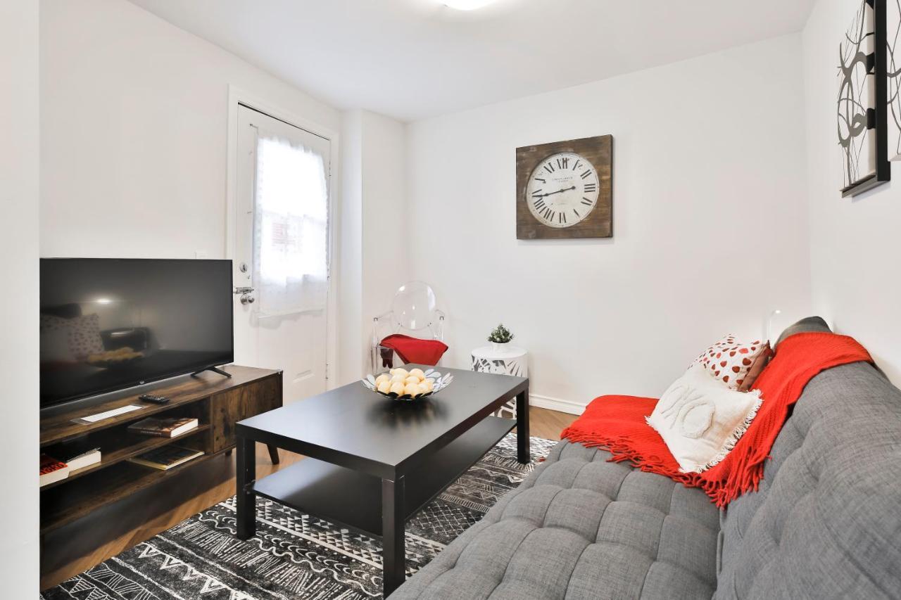 Free Parking And Central Location Montreal Exterior foto