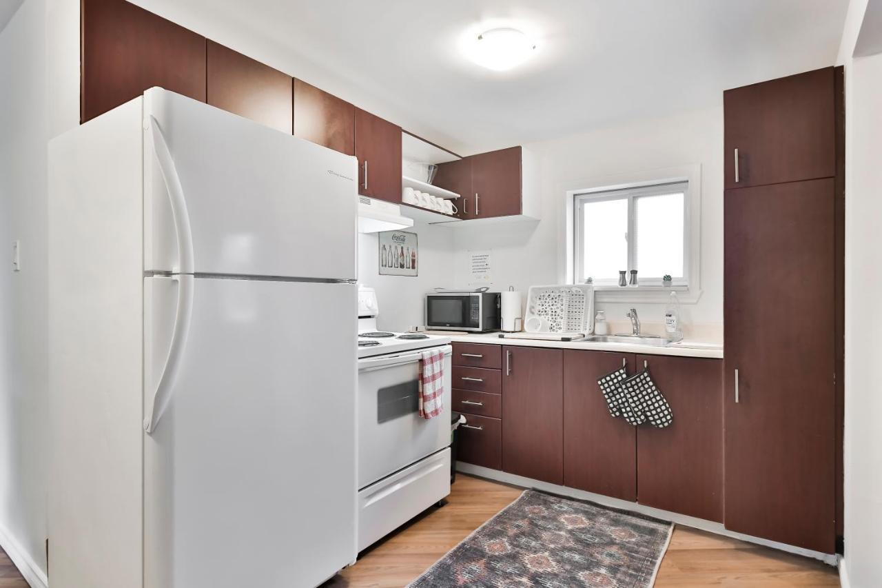 Free Parking And Central Location Montreal Exterior foto