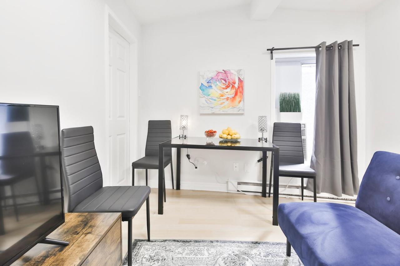 Free Parking And Central Location Montreal Exterior foto